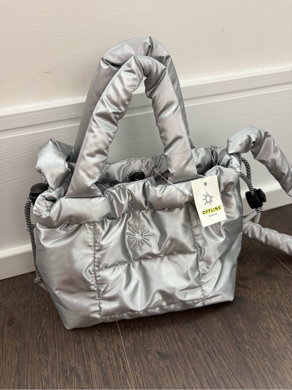 OFFLINE By Aerie Puff Love Mini Cinch Crossbody Bag Long Strap Super Puff - Picture 3 of 5